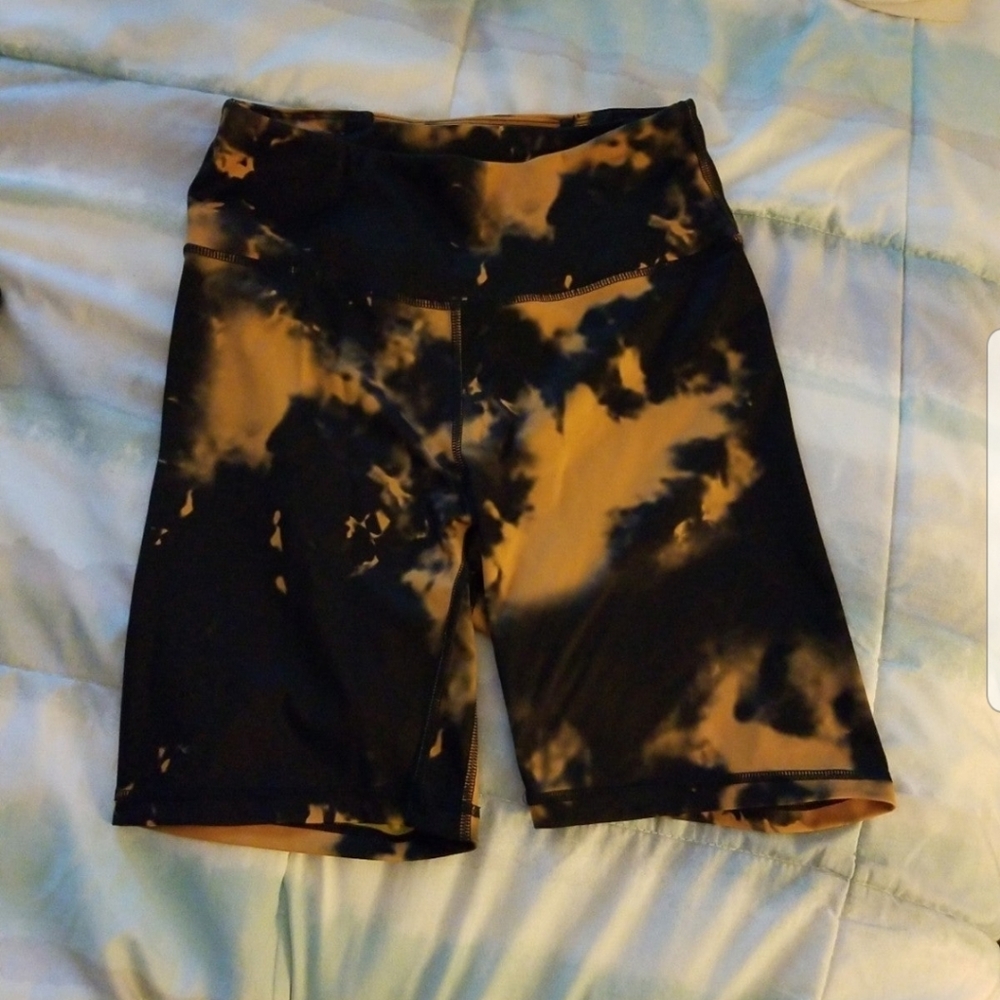 Athletic shorts